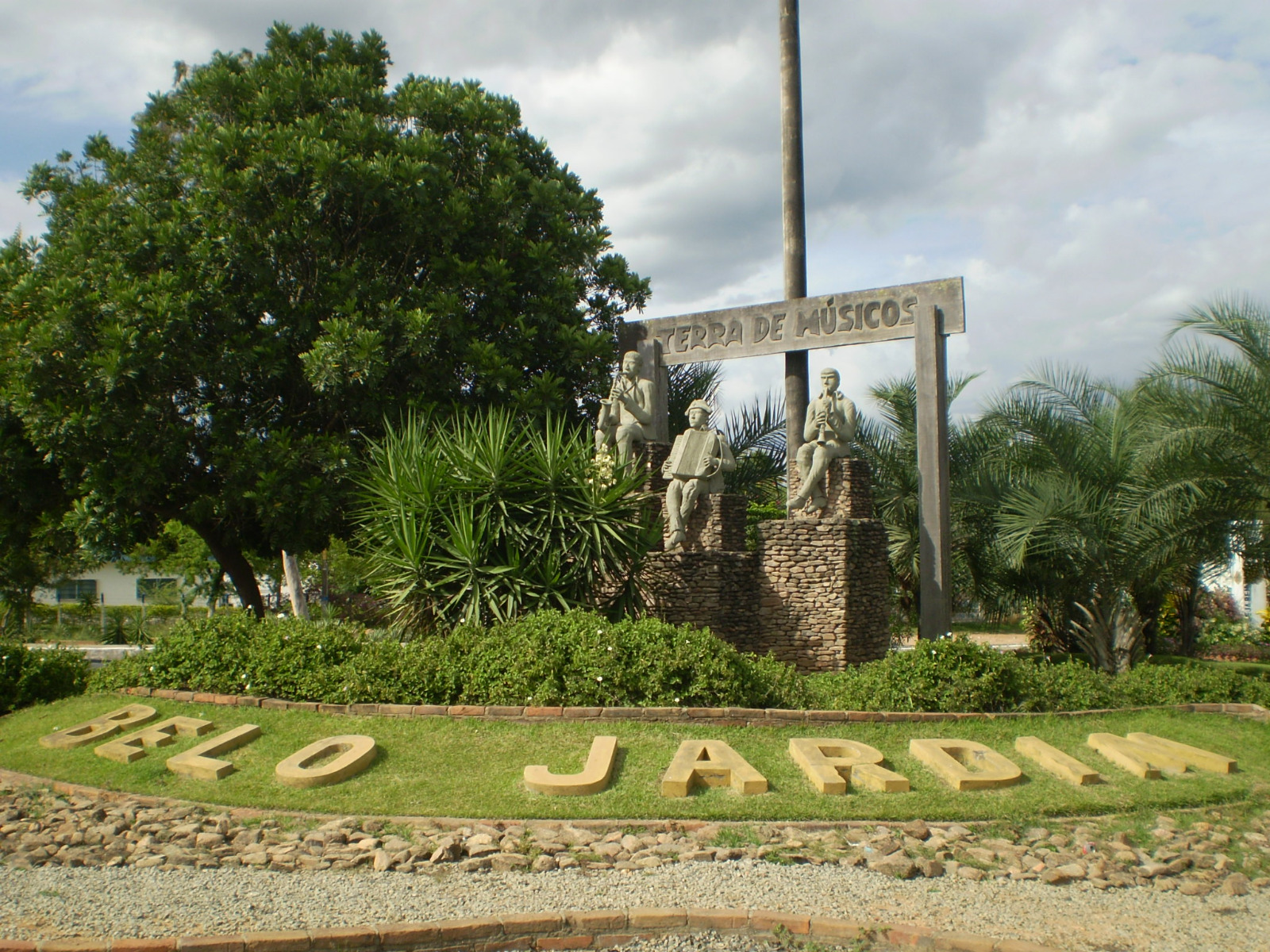 BELO JARDIM